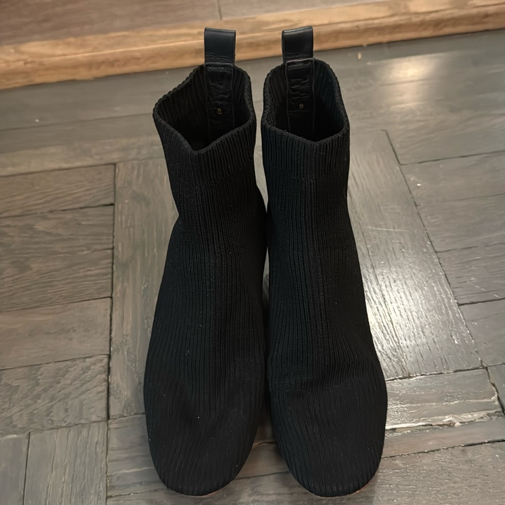 Everlane Black Glove Booth Size 8